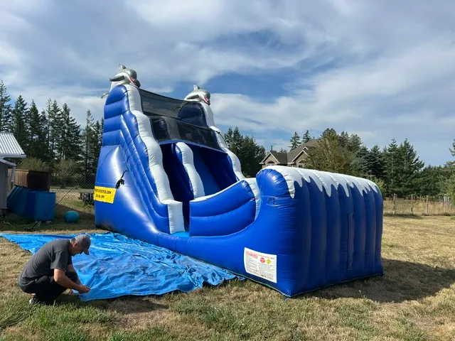Benny Bounce House Rental gallery image 10