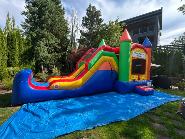 Benny Bounce House Rental gallery image 11