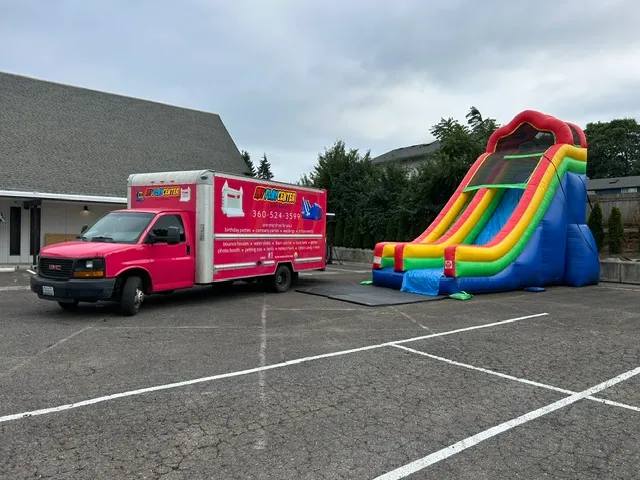 Benny Bounce House Rental gallery image 16