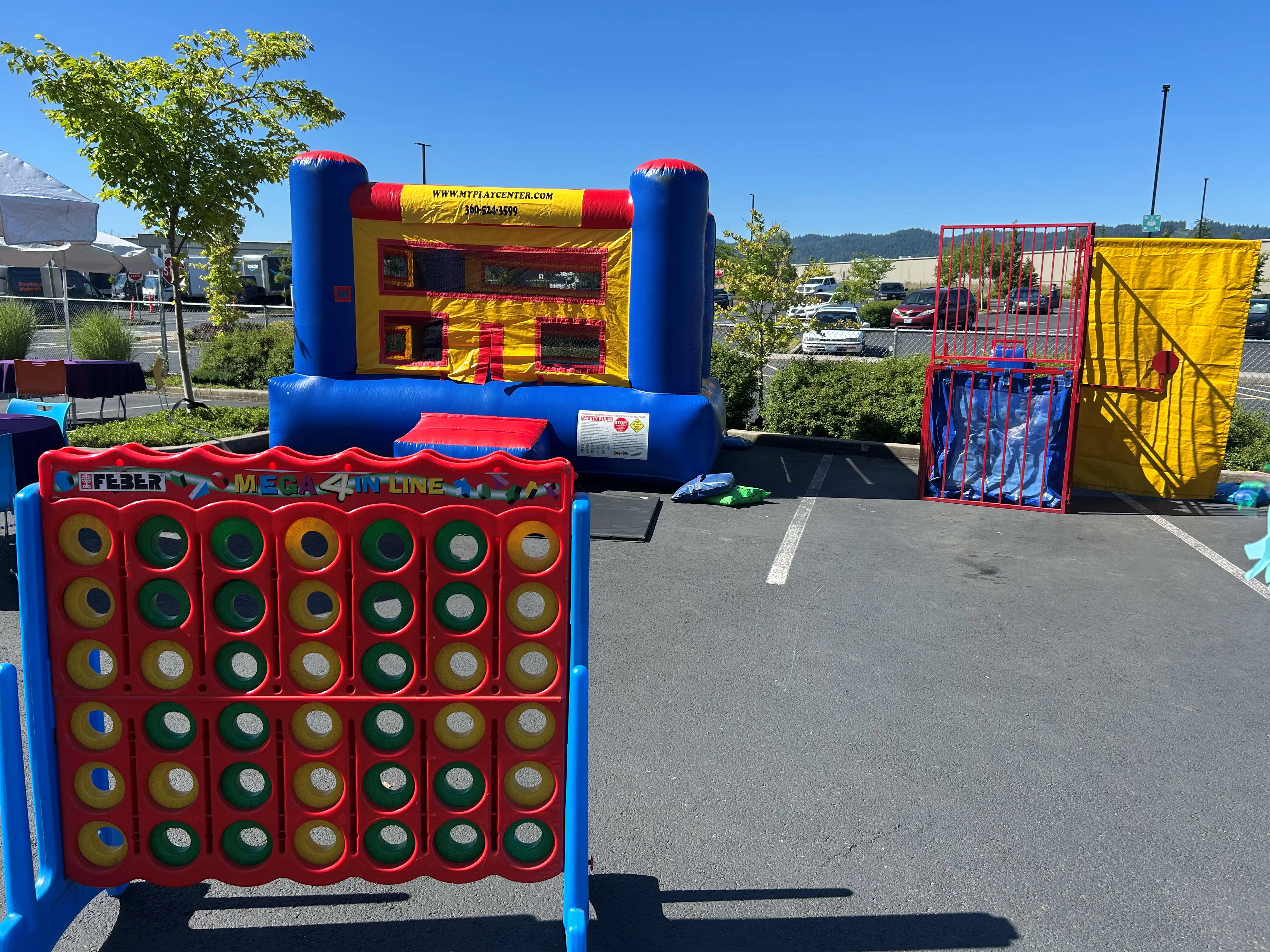 Benny Bounce House Rental gallery image 19