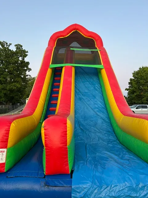 Benny Bounce House Rental image 3