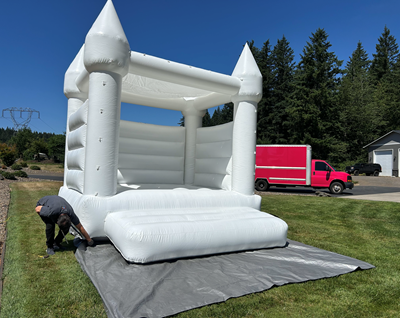 Benny Bounce House Rental gallery image 48