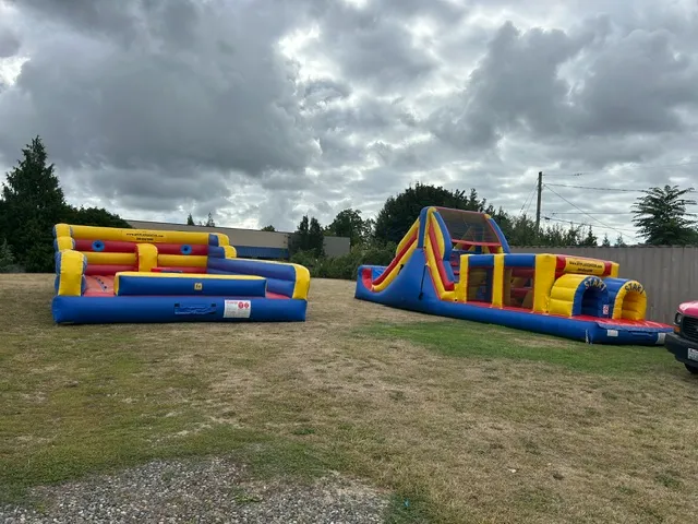 Benny Bounce House Rental gallery image 6